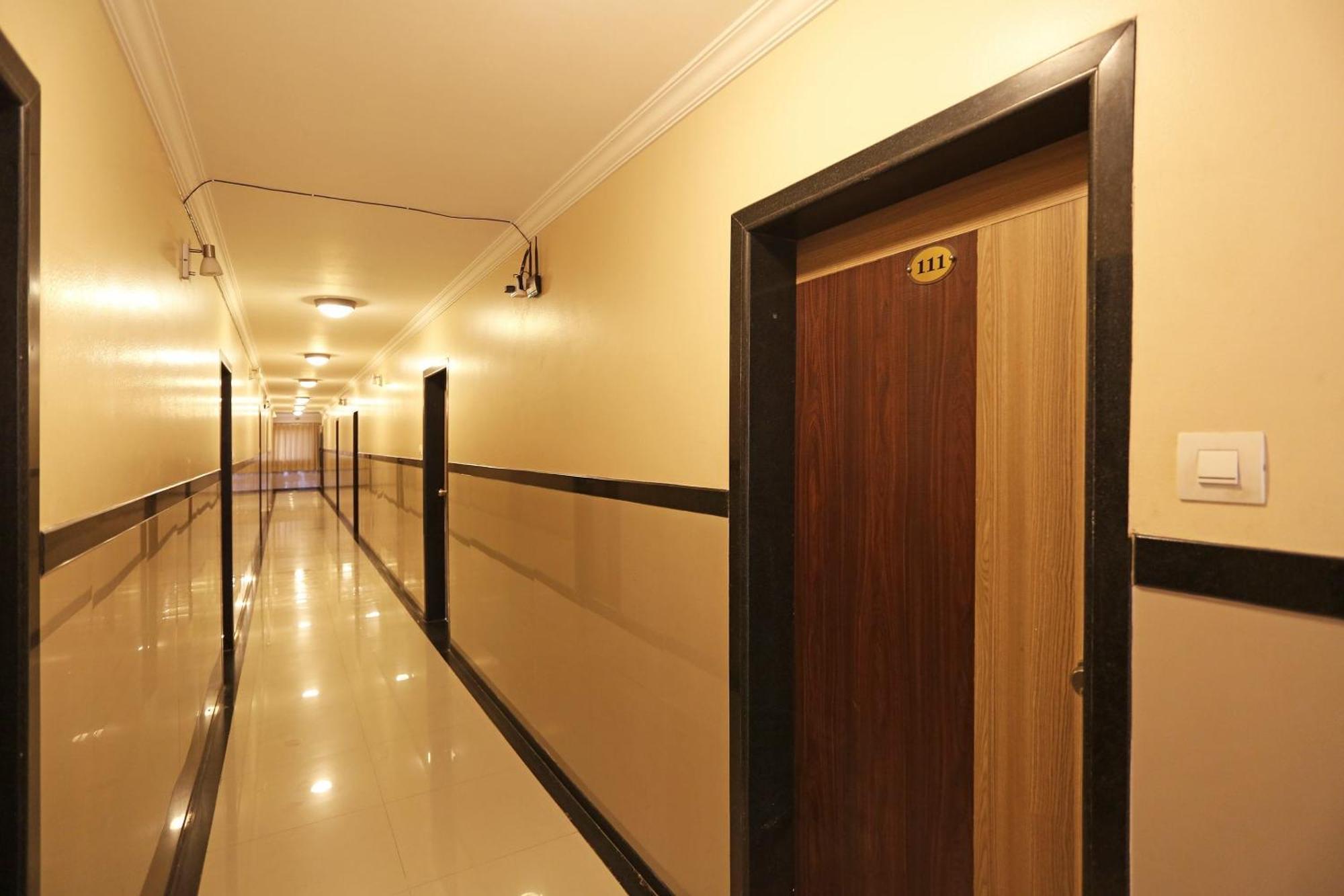 Spot On Hotel Sai Pancham เชอร์ดี ภายนอก รูปภาพ